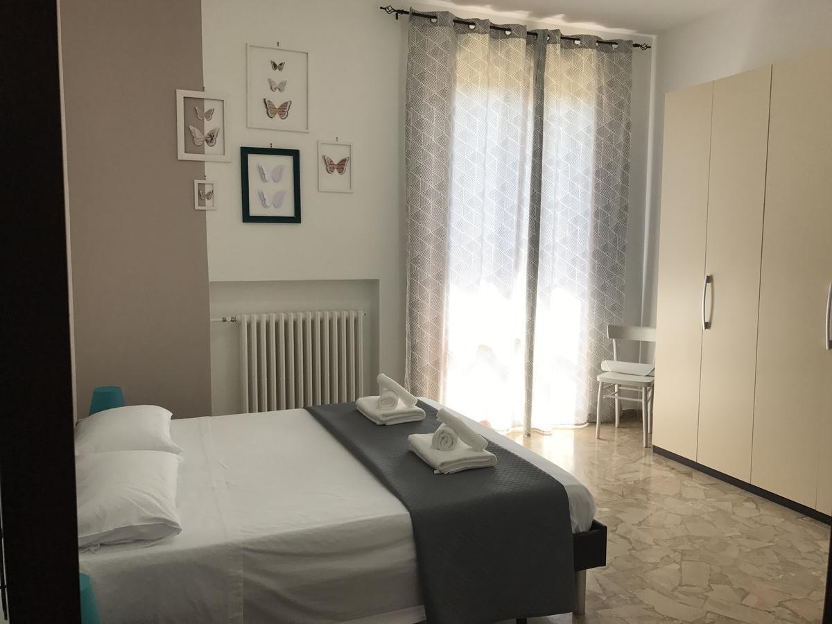 B&B Civico22 Civitanova Marche Exterior photo